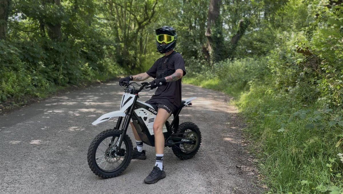 Photo 1 from Jordan Rawlinson's H2 review